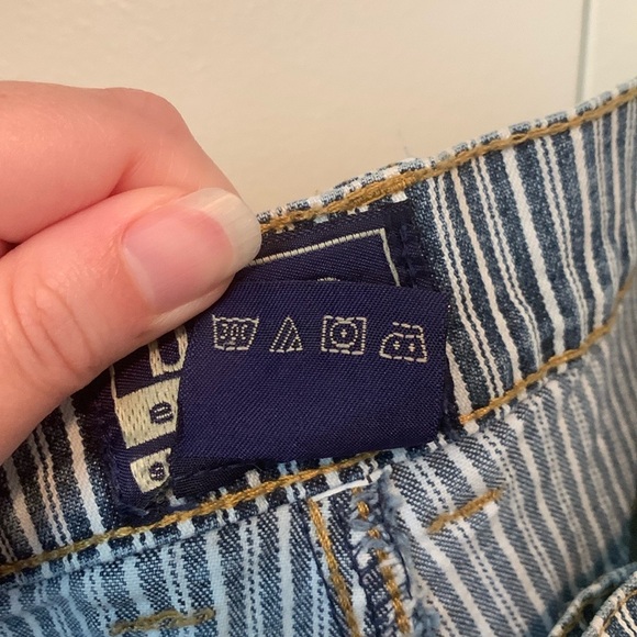Vintage B.U.M Equipment Blue & White Vertical Stripe Jean Capris Size Missy 12 - Picture 5 of 7